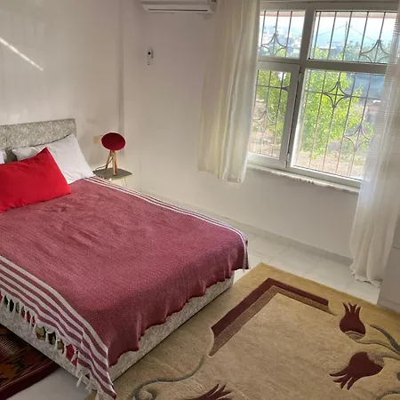 Kizilot Sunset Hill Apartment